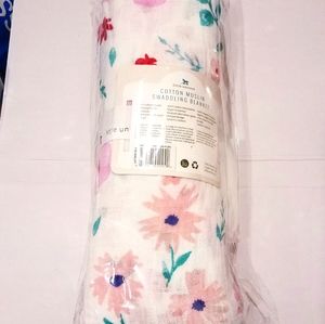 Nwt Little Unicorn Morning Glory Swaddle